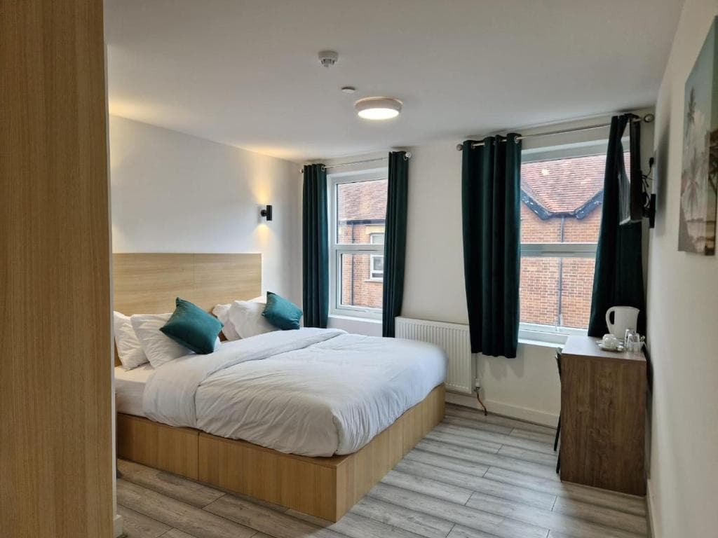 Luxury Suite Room